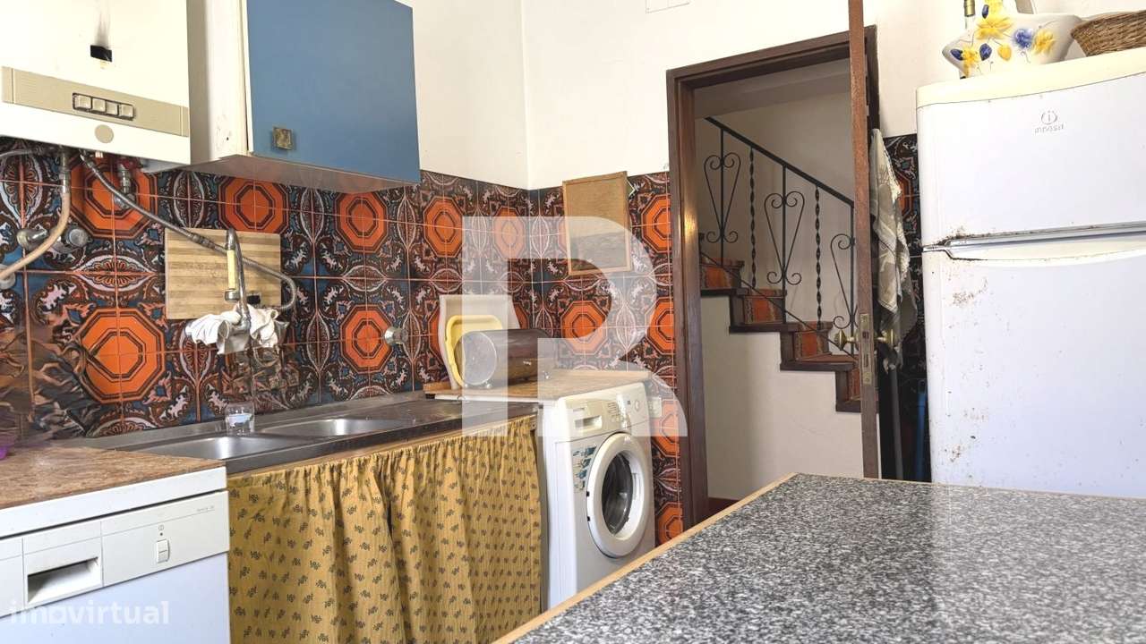 Moradia Isolada T7 em Fontanelas-12