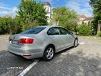 Volkswagen Jetta 1.6 TDI DPF Comfortline - 2