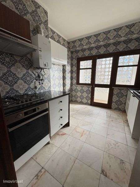 ALUGA-SE T3 em Carnaxide - Grande imagem: 5/12