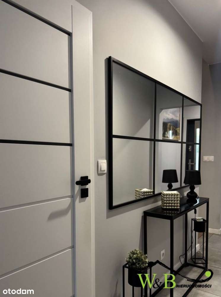 Gotowy do zamieszkania dom blisko centrum.-12