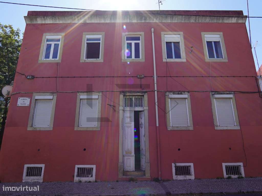 Prédio com 6 Apartamentos para Reabilitação em Marvila, Lisboa-19