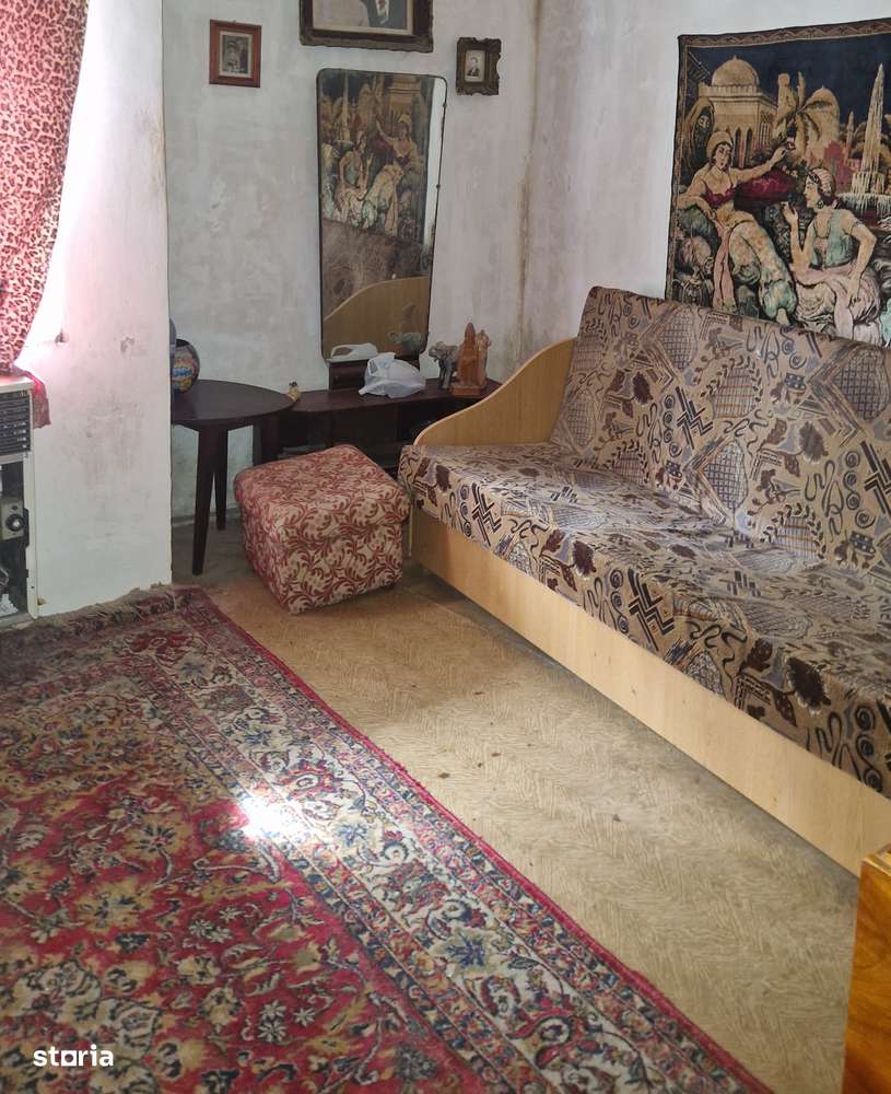 De vânzare 2 camere  pret 46,000euro , et , 3  central-7