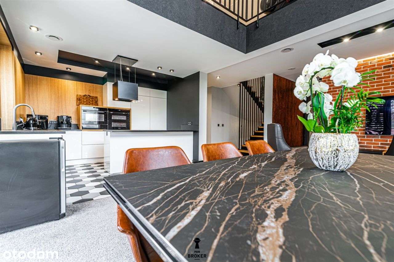 Komfortowy i nowoczesny dom z pełnym wyposażeniem-9