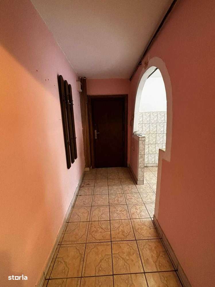 cv 165 Al.Dobrogei, apartament 2 camere decomandat, etaj I-3