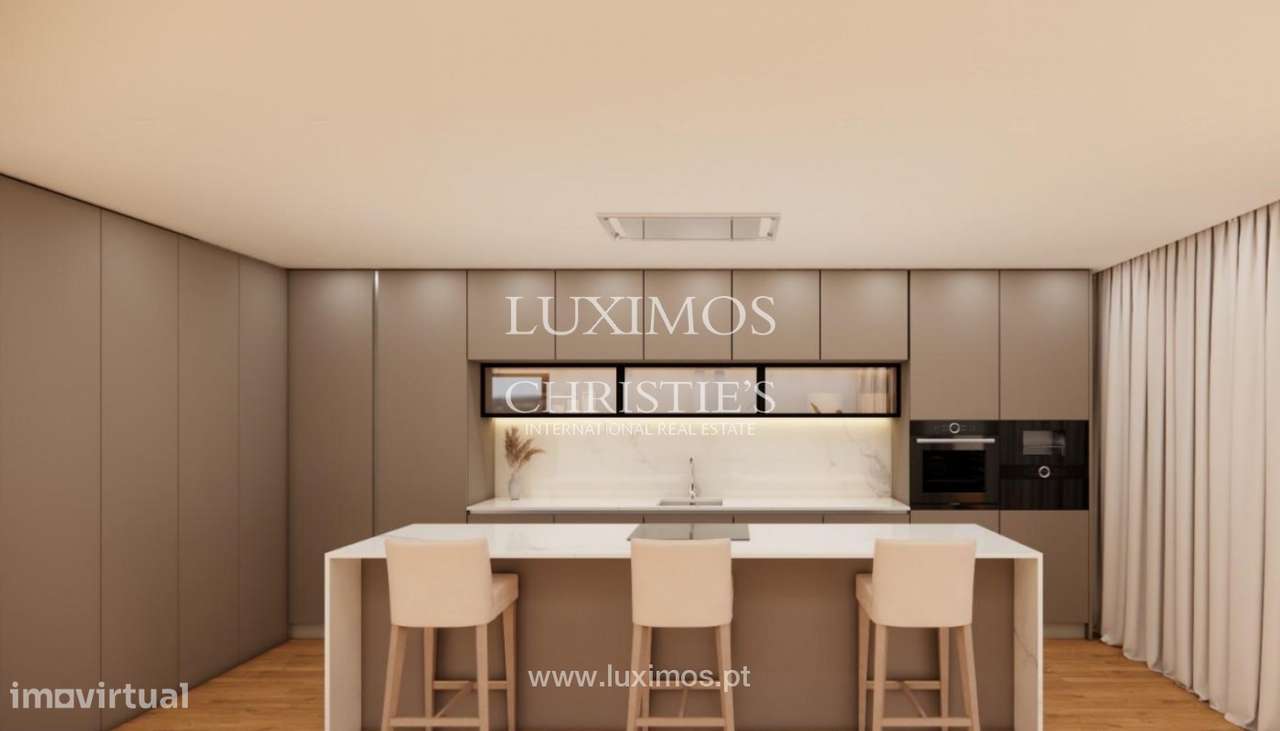 Moradia com vista mar, rooftop panorâmico e piscina à venda, Valadar - Grande imagem: 4/18