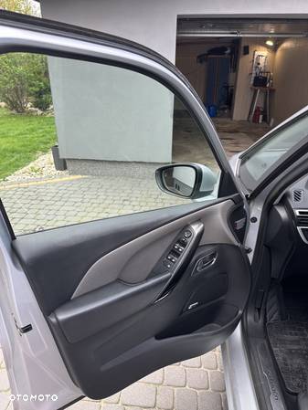 Citroën C4 Grand Picasso 2.0 BlueHDi Exclusive - 17