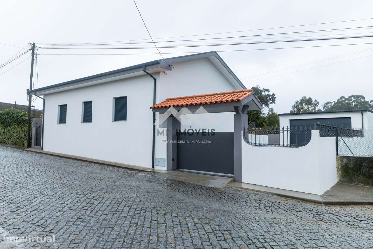 Moradia T3 | Grijó | Remodelada | Terraço | Garagem P/2 Carros - Grande imagem: 4/29