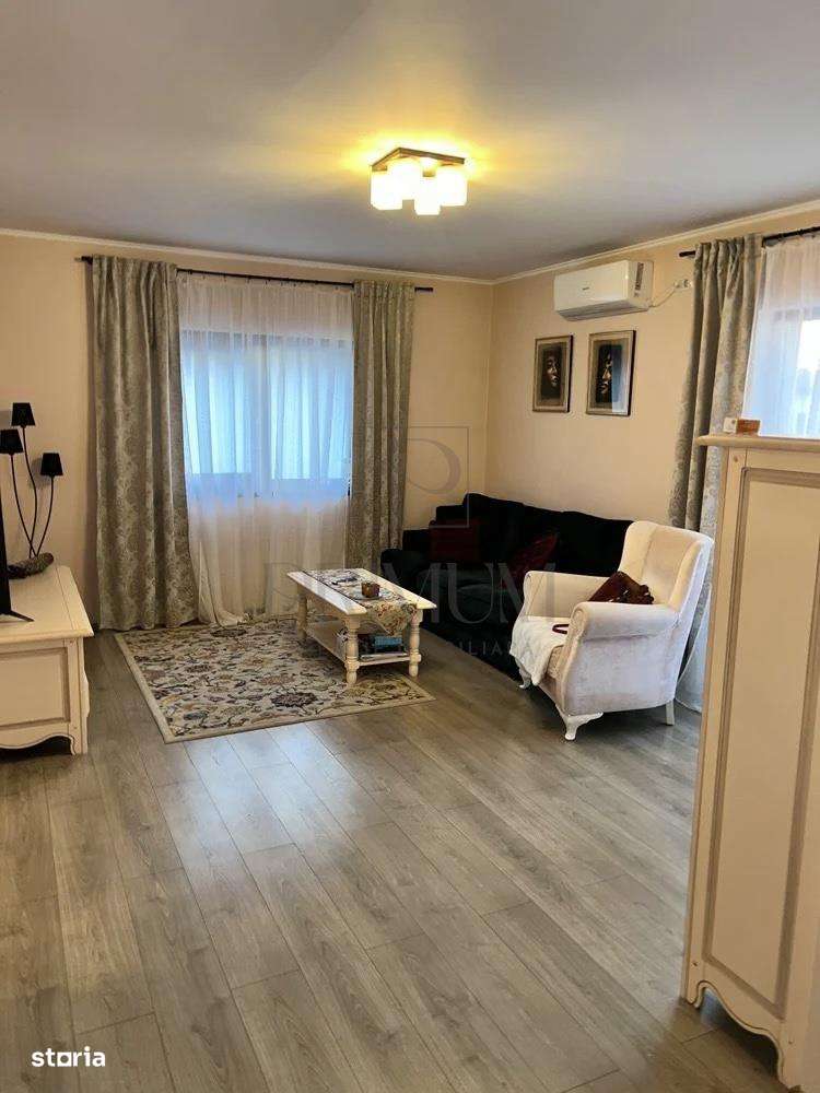 GIROC - 3 Camere - Etaj 1 - Pod cu intrare din apartament - Imagine principală: 1/8