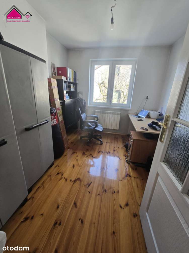 Dom z pompą ciepła i panelami fotowoltaicznymi-12