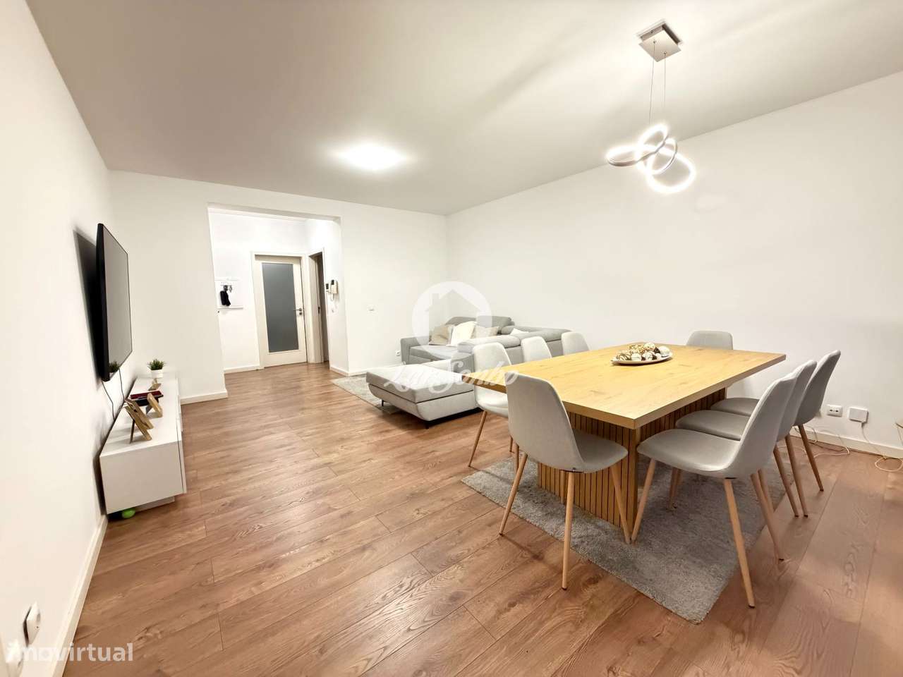 T2 com Lugar de Garagem e Terraço a 700m da Praia, Azurara | Vila d... - Grande imagem: 2/17