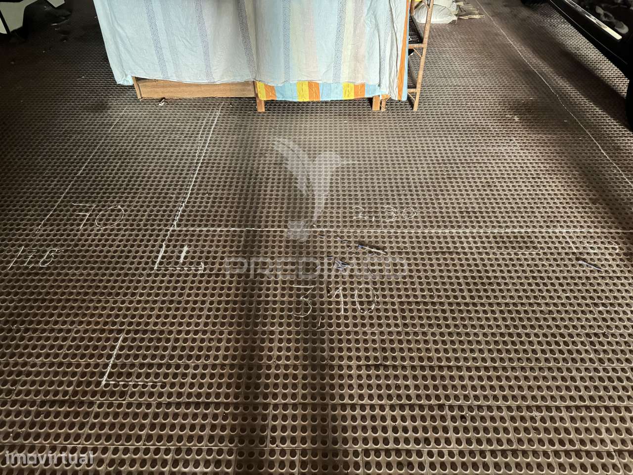 Lugar de estacionamento coberto com 20 m² – Acesso fácil - Grande imagem: 4/4