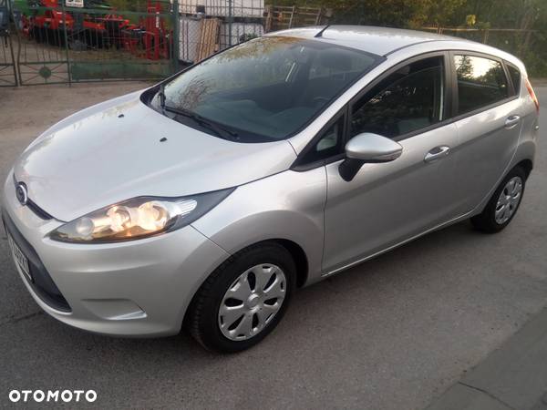 Ford Fiesta 1.25 Ambiente - 12