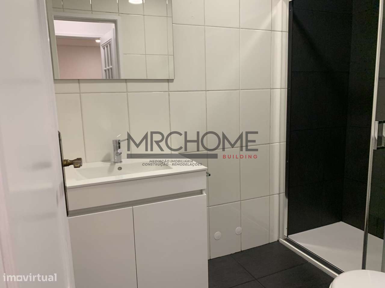 Apartamento T1 Junto ao Complexo desportivo da Rodovia-5