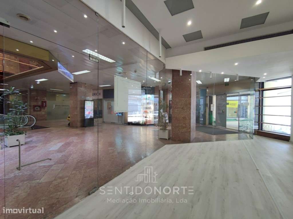 Loja no Centro Comercial Brasília - Grande imagem: 4/14