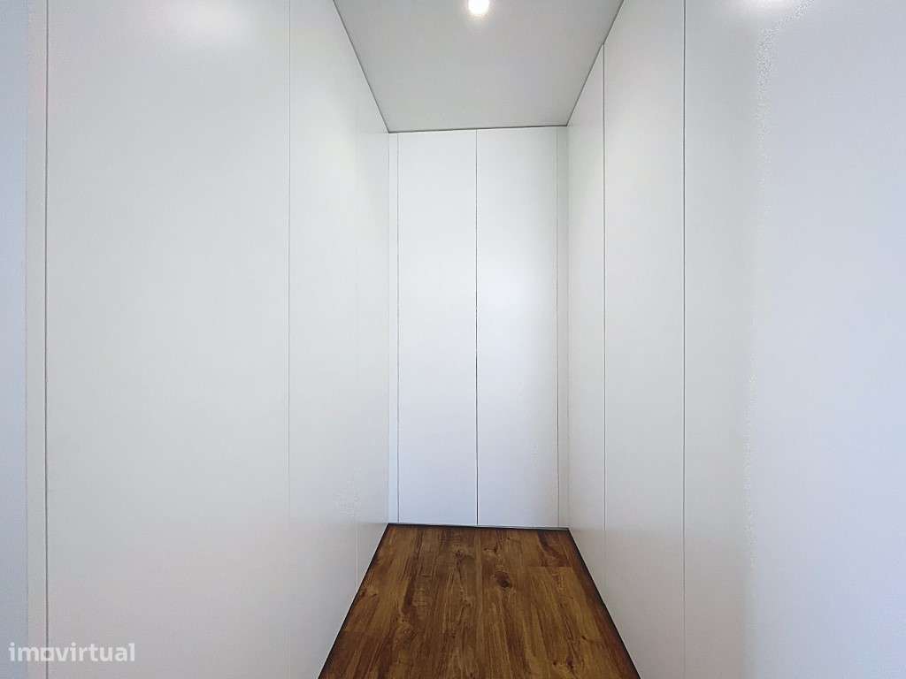 Moradia T5 na Aroeira - Charneca da Caparica.-21