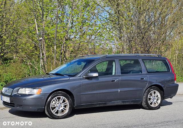 Volvo V70 2.5 T Momentum - 5