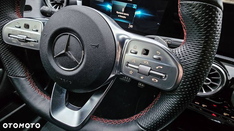 Mercedes-Benz CLA 220 AMG Line 7G-DCT - 11