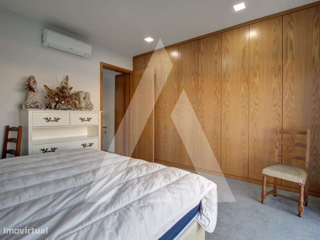 Moradia T4 de Luxo em Oliveira do Bairro-32