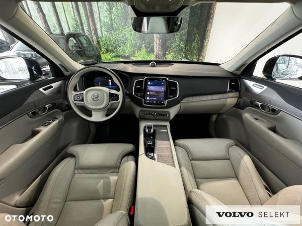 Volvo XC 90 - 13