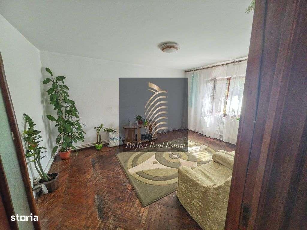 inel 2 ap 3 camere decomandat etaj intermediar - Imagine principală: 4/5