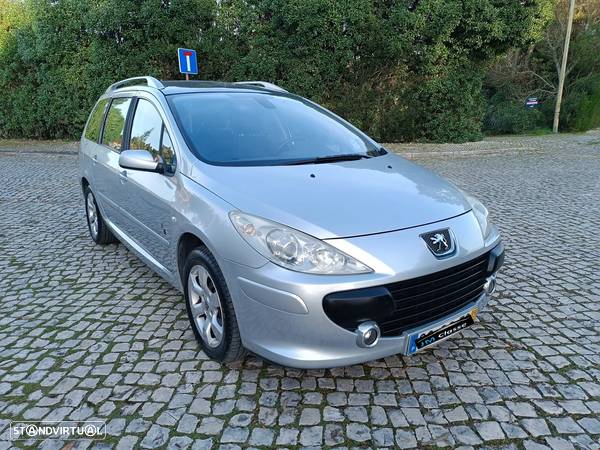 Peugeot 307 SW 1.6 HDi Black & Silver - 1