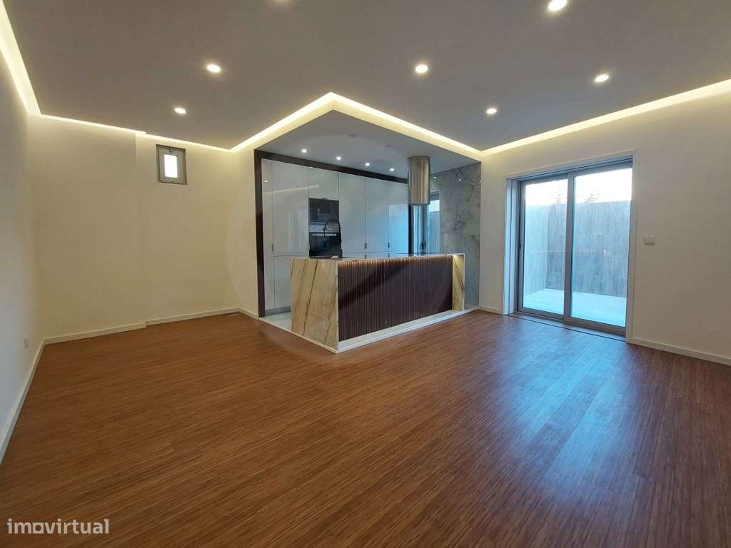 T2 + 1 c/ Terraço a 50m da Praia na Póvoa de Varzim - Grande imagem: 5/36