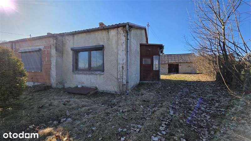 Połowa domu do remontu, duży potencjał.-16