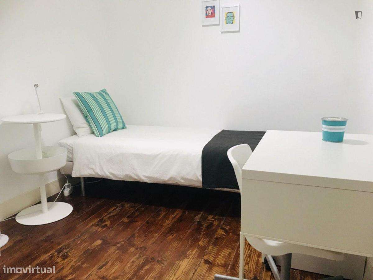 Quarto - localizado em Arroios Lisbon - Grande imagem: 5/9