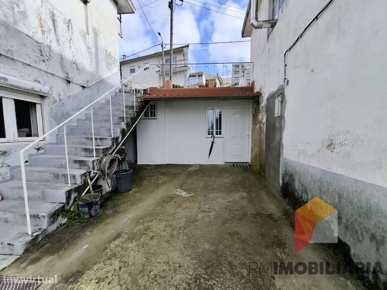 Moradia Bi-Familar em Fânzeres-16