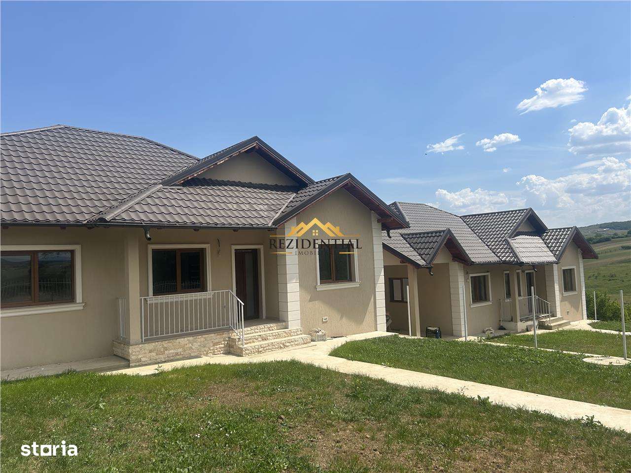 CASA SUPERBA - CERVICESTI (la doar 6 km de Botosani) - Imagine principală: 4/10