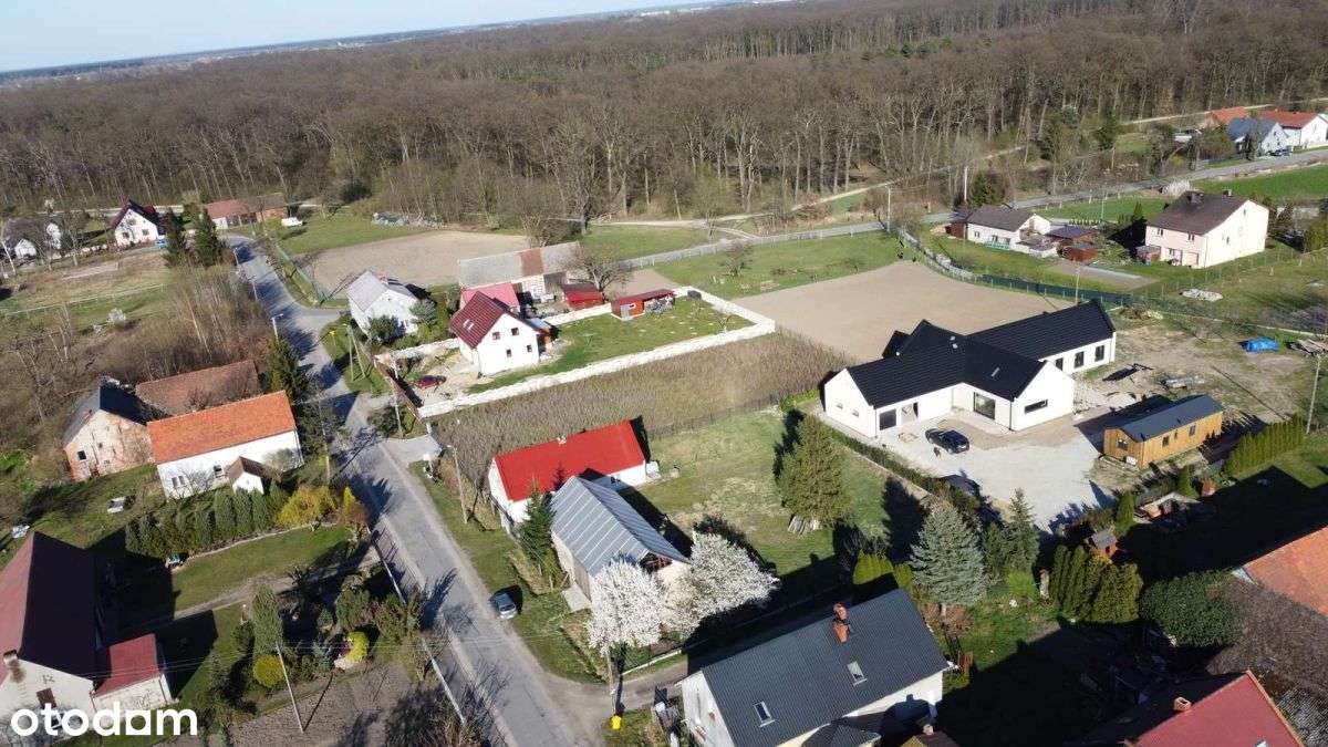 Działka w pięknej okolicy oraz dom do remontu-5