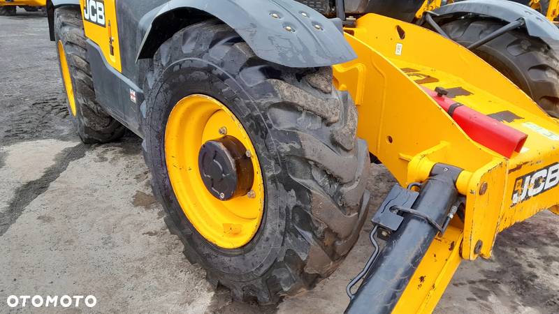 JCB 540-140 2019R - 17