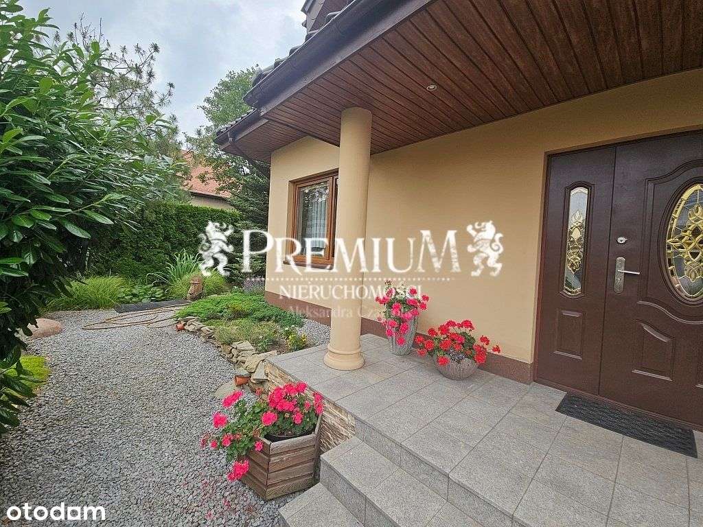 Funkcjonalny dom w zabudowie bliźniaczej , - Pełny obrazek: 2/20