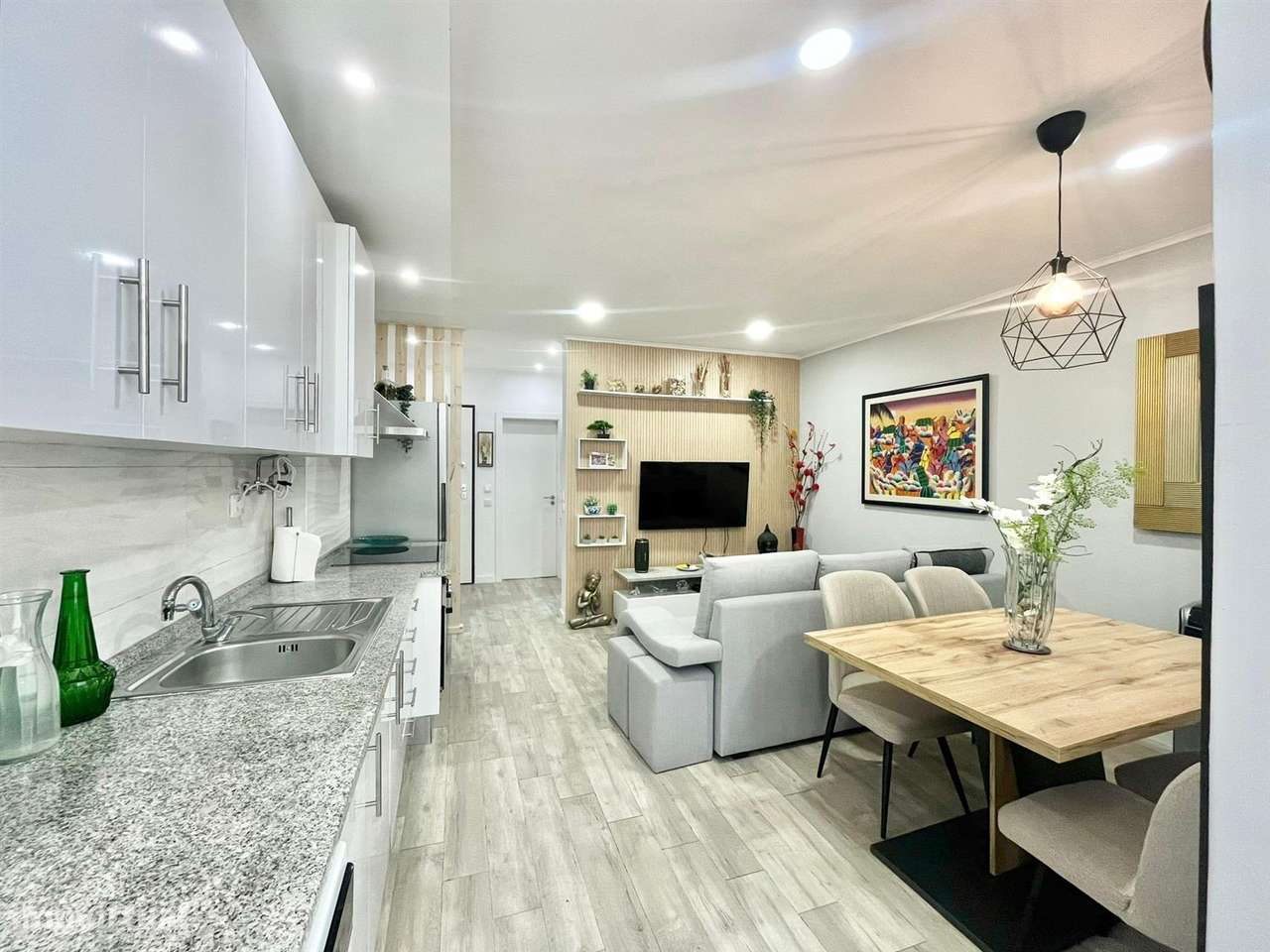 T1 - Varanda / Vista Rio / Verderena - Grande imagem: 4/10