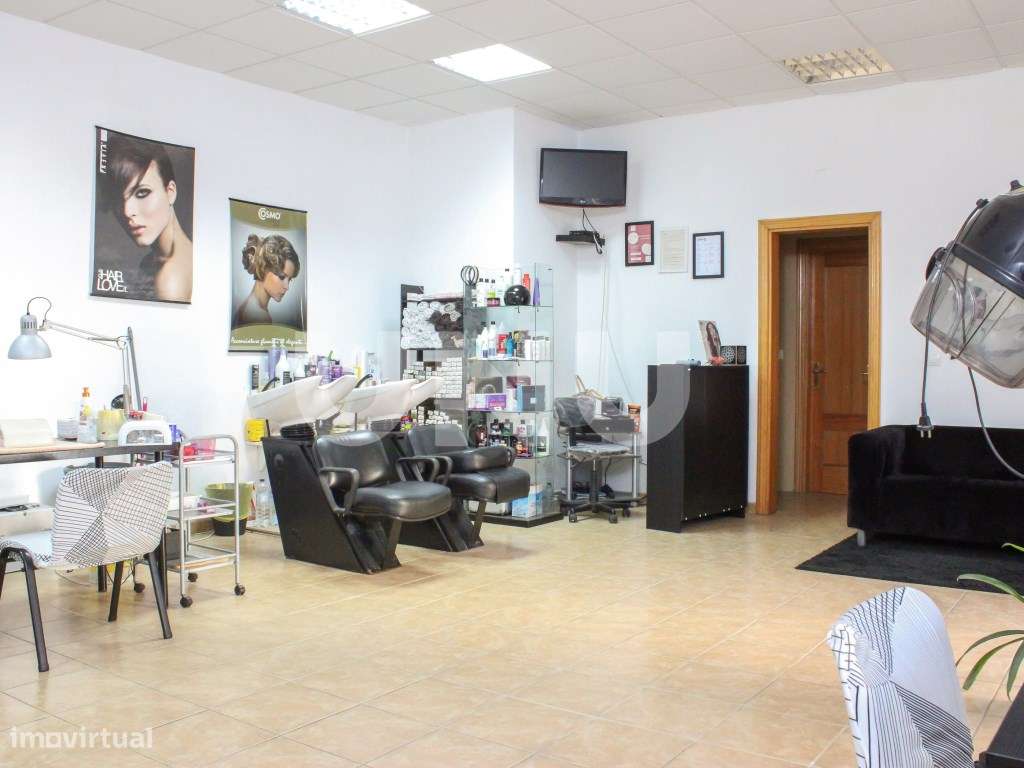 Cabeleireiro no Carregado, oportunidade de investimento!-10