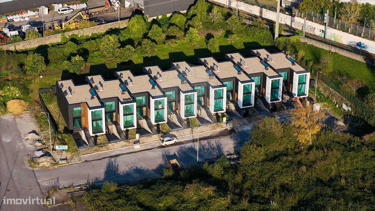 Moradia T4 para venda-33