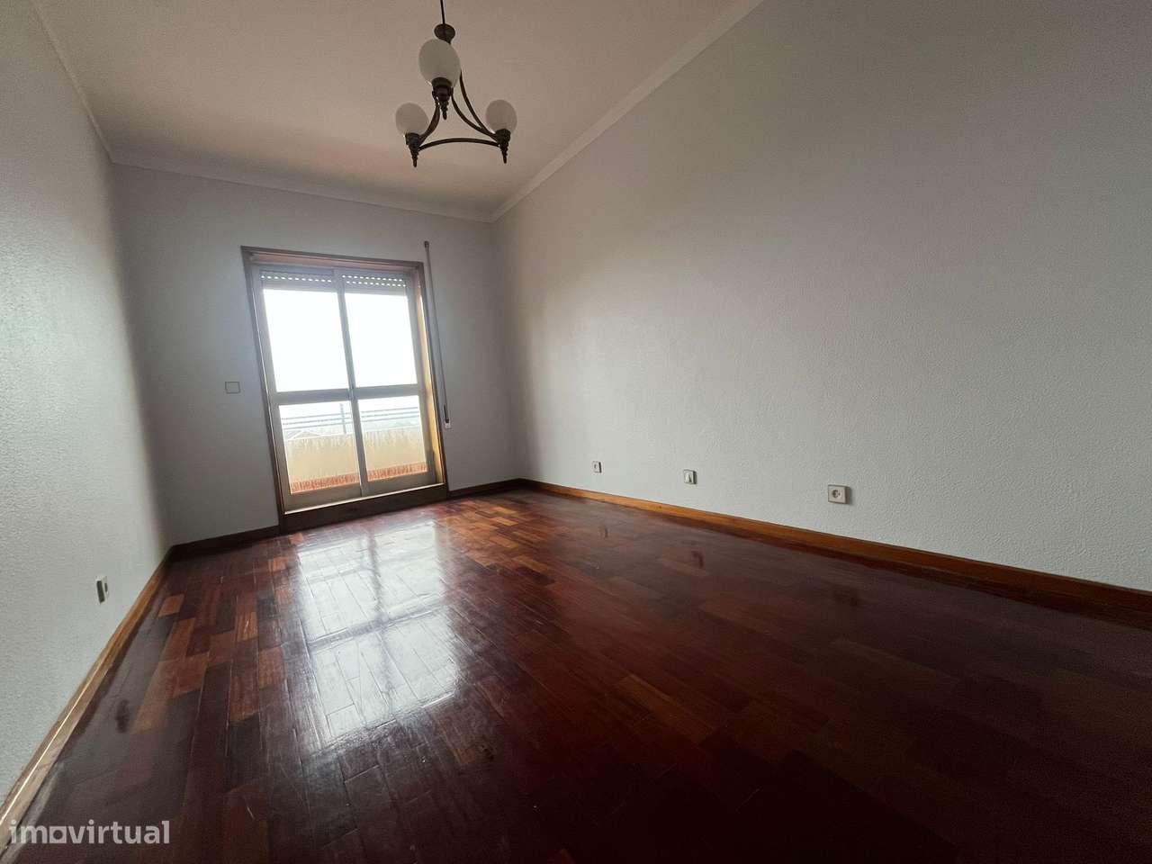 Excelente T2 com Sótão localizado perto do centro de Gondomar-15