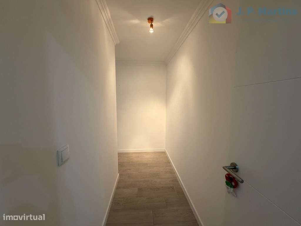 Apartamento T3 renovado nos Fidalguinhos - Lavradio, Barreiro-15