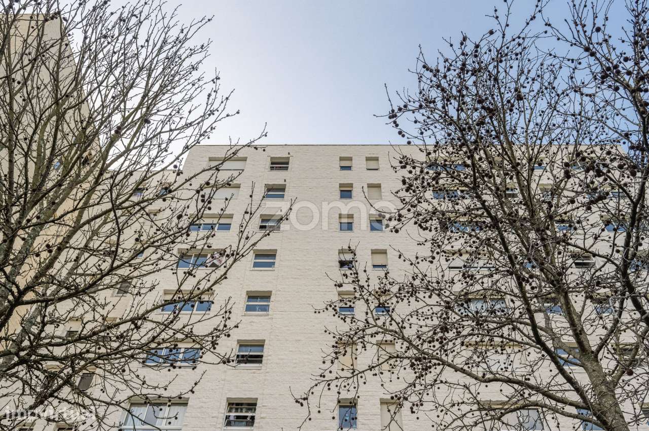 Apartamento T3 com garagem e arrumos, Foz do Douro, Porto-42