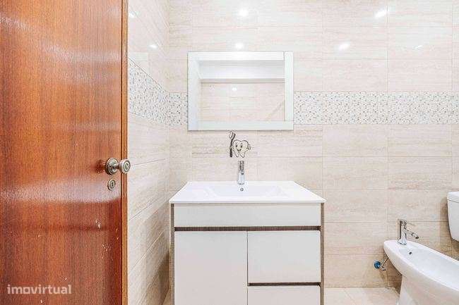 Apartamento, para venda, Seixal - Amora - Grande imagem: 2/21