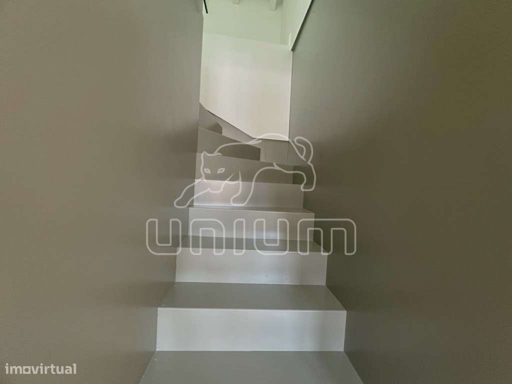 Apartamento duplex no centro de Viana do Castelo - Grande imagem: 4/17