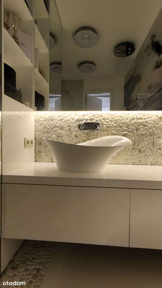 Słoneczne 2 pokoje nad Sokołówką na sprzedaż-11