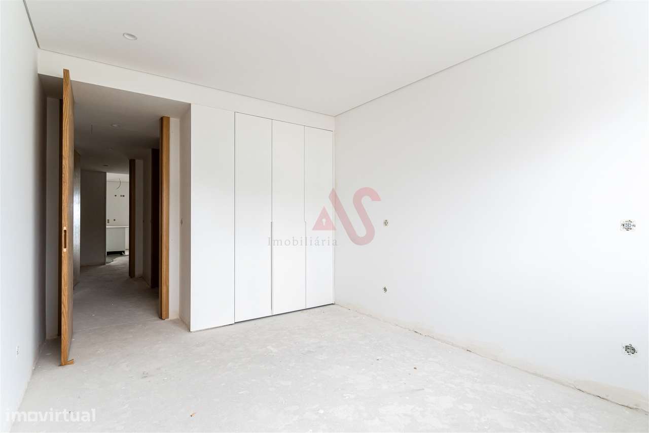 Apartamento T1 com varanda localizado no empreendimento Alta Vista-8