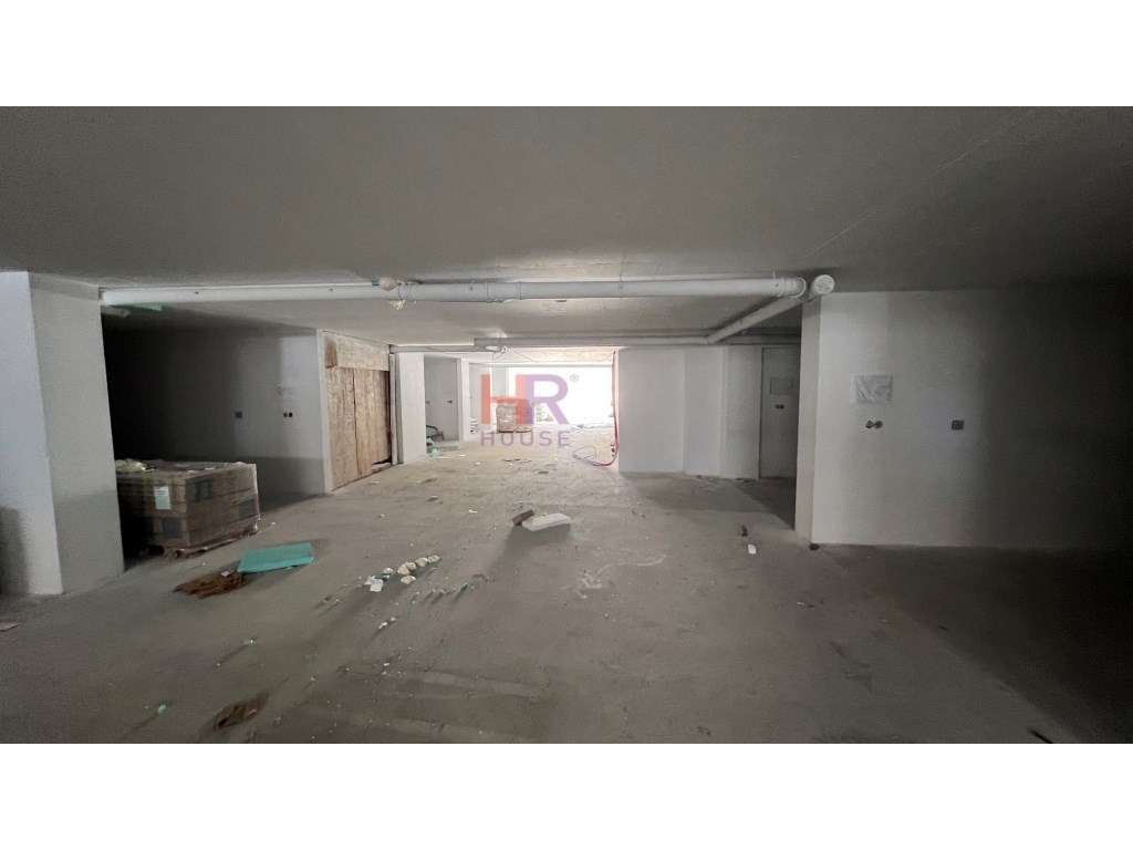 Vende-se T2 Ultimo andar - Terraço panorâmico-17