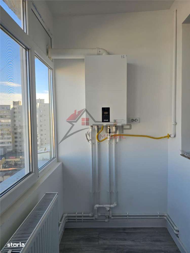 Vanzare apartament 2 camere - Podu Ros renovat - Imagine principală: 2/9