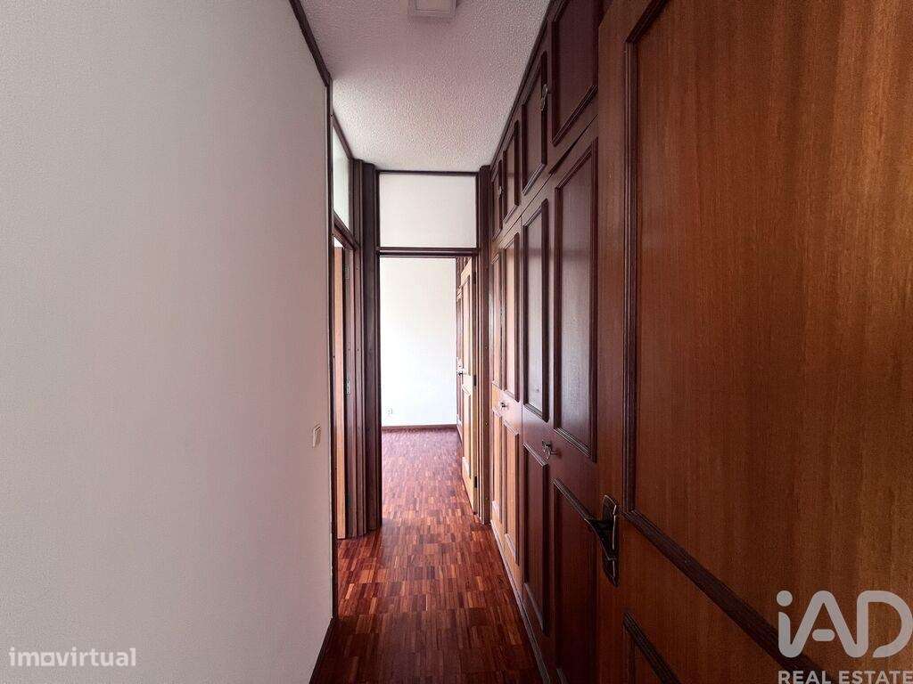 Apartamento T2 em Ramalde de 95,00 m2 - Grande imagem: 4/29