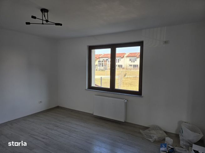 Vila 4 camere Cartier Henri Coanda Baneasa Sector 1 - COM 0%-4