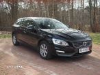 Volvo V60 D3 Momentum - 11