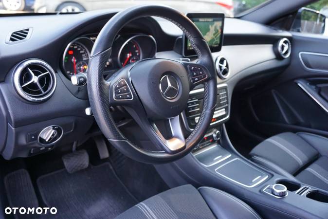 Mercedes-Benz CLA 200 (CDI) d 7G-DCT - 12