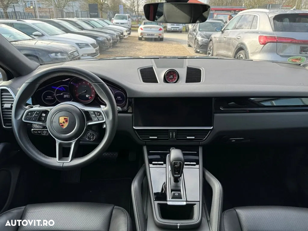 Porsche Cayenne Coupe Tiptronic S Platinum Edition - 6